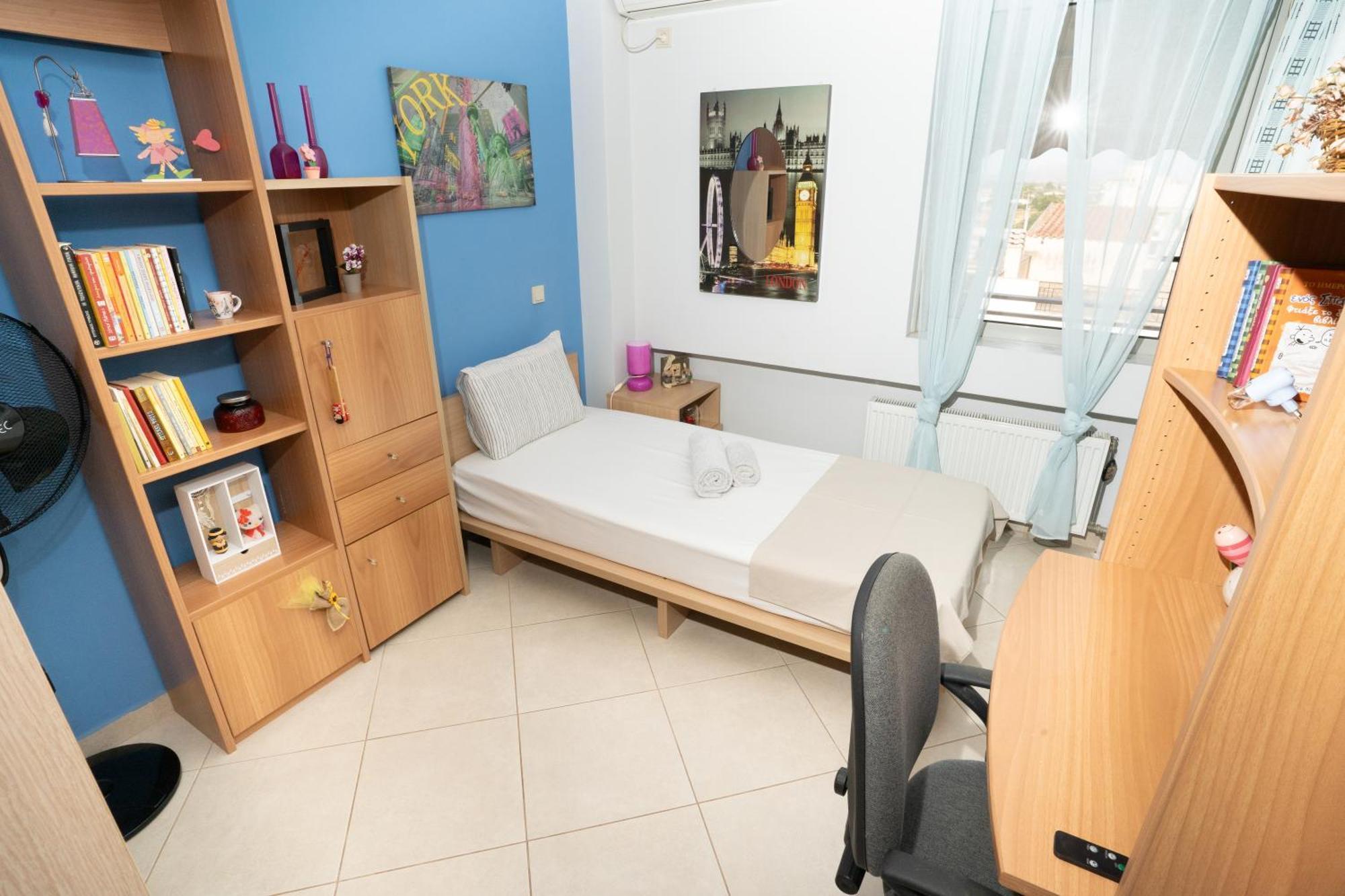 Maria'S Airport Apartment Koropí Kültér fotó
