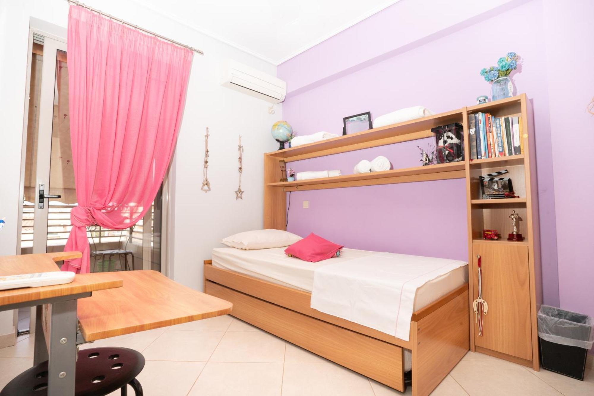 Maria'S Airport Apartment Koropí Kültér fotó